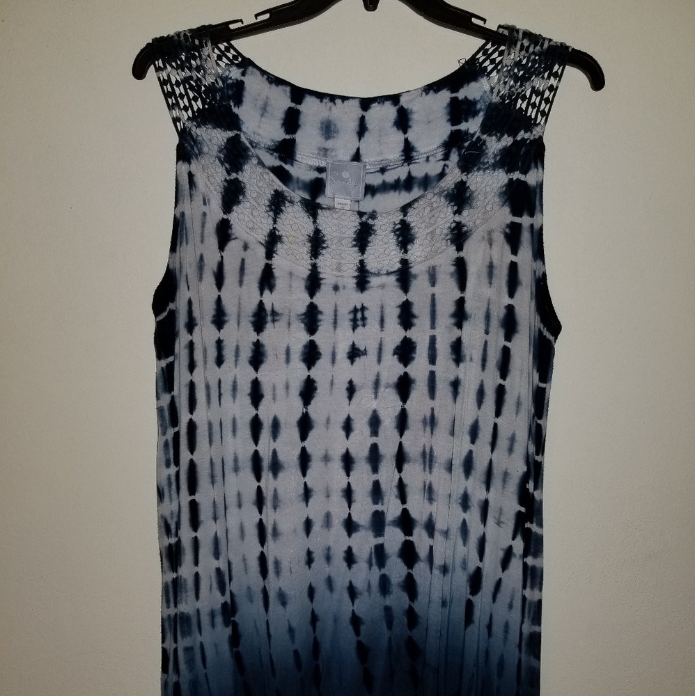 Blue green  tie die shark item tank top